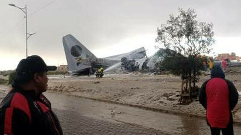 В Боливии разбился самолёт с деньгами