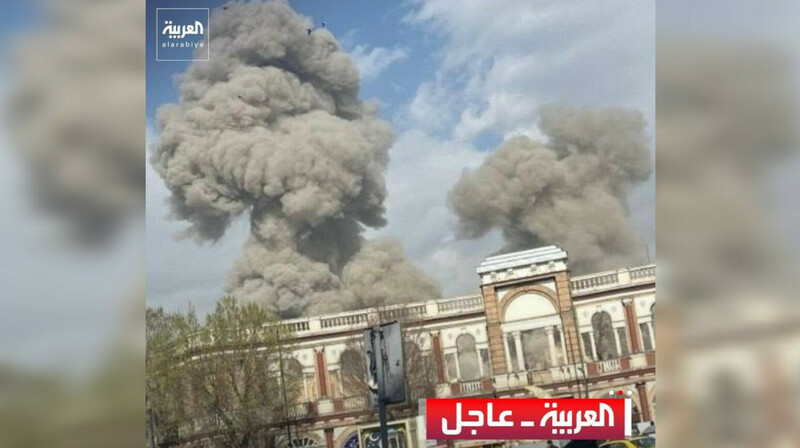 Тегеран под огнём: Хаменеи эвакуирован, президент Ирана мог попасть под удар