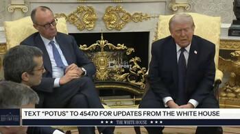 Трамп объявил о полном прекращении торговли с Испанией