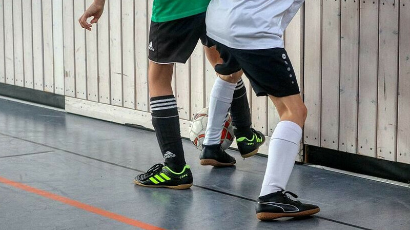 Массовая драка на футбольном матче в Шымкенте: двое игроков попали в больницу