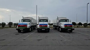 Азербайджан отправил в Иран гуманитарную помощь