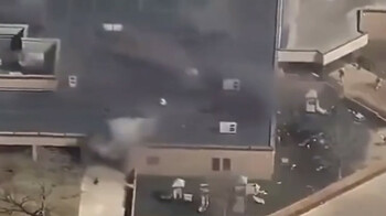 Теракт в синагоге США: мужчина протаранил здание на машине и открыл стрельбу