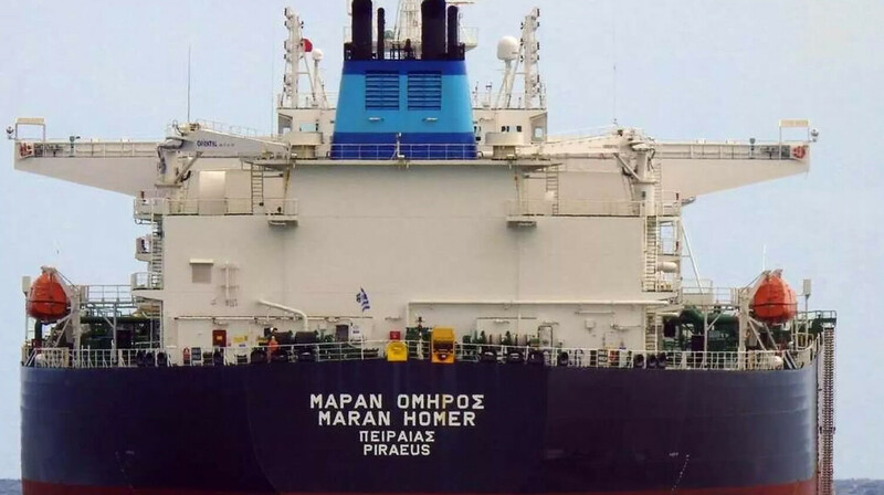 В Черном море атакован танкер, ожидавший загрузки нефти Казахстана - Bloomberg