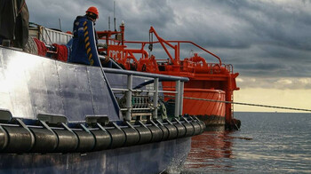 Тенгизская нефть уходит по альтернативным маршрутам на фоне нестабильности КТК