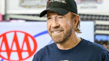 Умер Чак Норрис