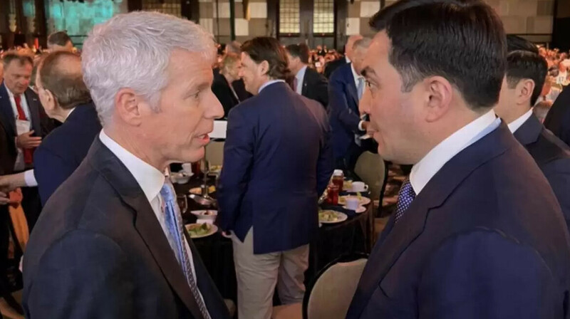 Министры энергетики Казахстана и США провели переговоры в Хьюстоне