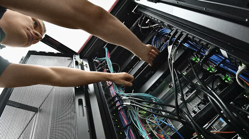 Минцифры РФ будет фильтровать весь трафик рунета