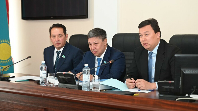 Депутат предложил назначать пенсии по стажу, а не по возрасту