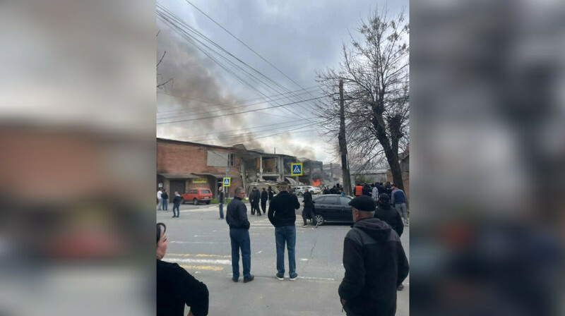 Взрыв на складе пиротехники во Владикавказе: детонация салютов продолжается