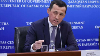 Власти Казахстана извинились за массовую блокировку счетов 9 апреля