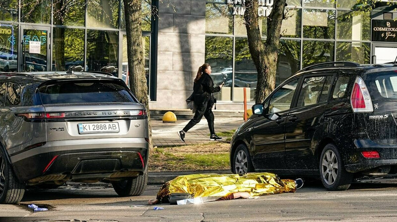 Спецназ завершил операцию после захвата заложников в Киеве