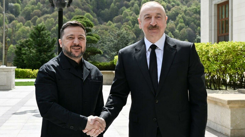 Сближение Киева и Баку: встреча Зеленского и Алиева как сигнал Москве