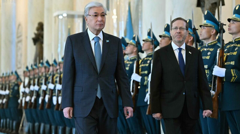 Президент Израиля Ицхак Герцог прибыл в Казахстан с официальным визитом