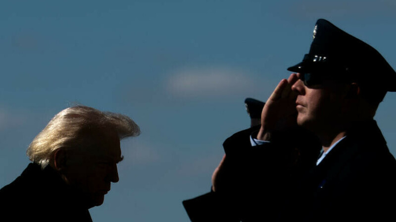 Трамп: США начнут вывод судов, застрявших в Ормузском проливе