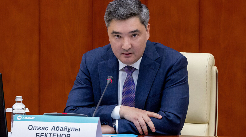 Бектенов: Казахстан планирует запретить поездки граждан в зоны военных конфликтов