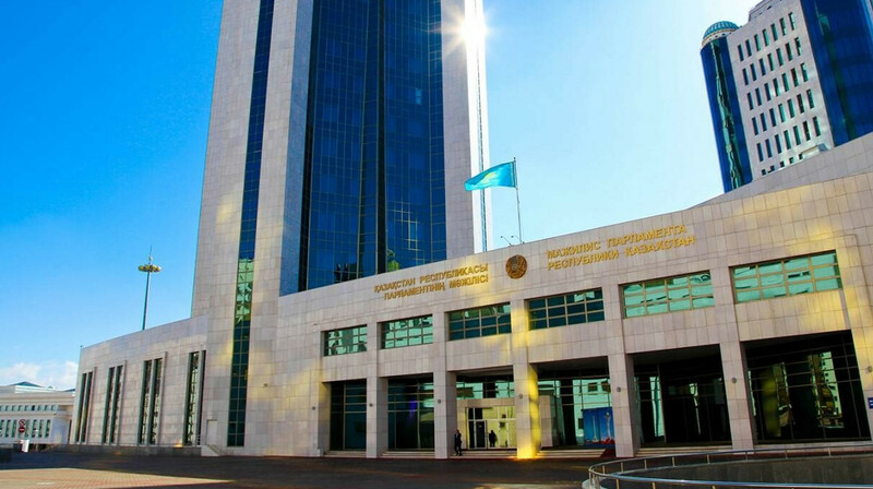 Мажилис Казахстана готовит амнистию по штрафам на миллиарды тенге