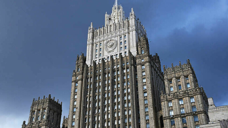 МИД РФ: в 2025 году более тысячи иностранцев получили "визу традиционных ценностей"
