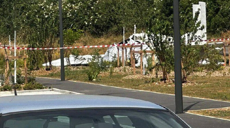 Во Франции разбился самолёт с парашютистами: погибли 11 человек
