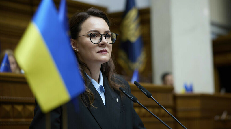 Правительство Украины отправлено в отставку