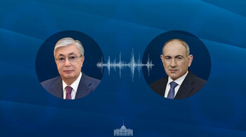 Токаев поздравил Пашиняна с переназначением на пост премьера Армении