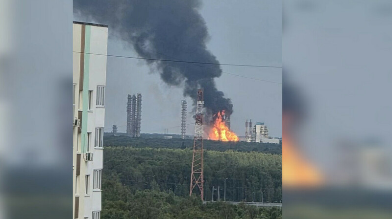 Беспилотники атаковали газофракционирующую установку СИБУРа под Тобольском