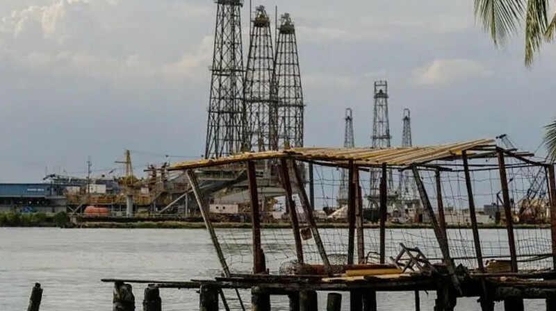 Трамп объявил о крупнейшей в истории нефтяной сделке США с Венесуэлой
