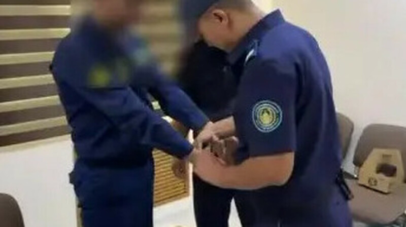 Начальник штаба ВМС среди задержанных после трагедии на Каспии