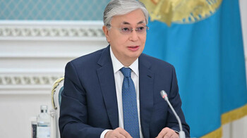Токаев поздравил руководство Туркменистана с 35-летием независимости